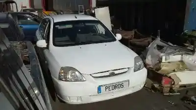 Sloopvoertuig kia rio rs berlina van het jaar 2005 aangedreven 