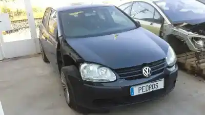 Scrapping Vehicle volkswagen golf v berlina (1k1) trendline of the year 2004 powered bca