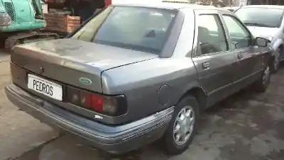 Veículo de Sucata ford sierra berlina ghia do ano 1993 alimentado n9c