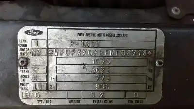 Veículo de Sucata ford sierra berlina ghia do ano 1993 alimentado n9c