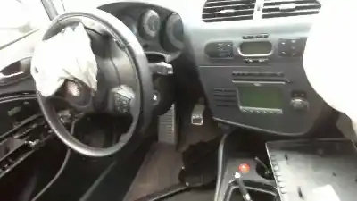 Veículo de Sucata seat leon (1p1) fr 1 do ano 2008 alimentado bmn