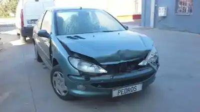 Scrapping Vehicle peugeot 206 berlina xt of the year 1999 powered wjz