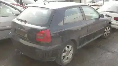 Veicolo di demolizione audi a3 (8l) 1.8 ambiente dell'anno 1997 alimentato agn