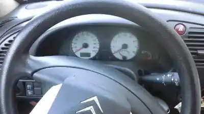 Veículo de Sucata citroen xsara coupe 1.4i vtr do ano 2002 alimentado kfxtu3jp