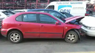 Здавання транспортного засобу seat leon (1m1) signo року 2000 потужний akl