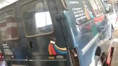 Sloopvoertuig ford transit bus 1995 2.5 diesel cat van het jaar 1995 aangedreven 4hb