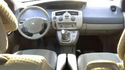 Veículo de Sucata renault scenic ii luxe privilege do ano 2004 alimentado k9k729
