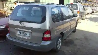 Veículo de Sucata KIA CARNIVAL TD LS do ano 2001 alimentado J3