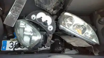 Veicolo di demolizione opel corsa c silverline dell'anno 2006 alimentato z13dt