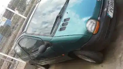 Veículo de Sucata renault twingo (co6) 1.2 do ano 1995 alimentado c3g 702
