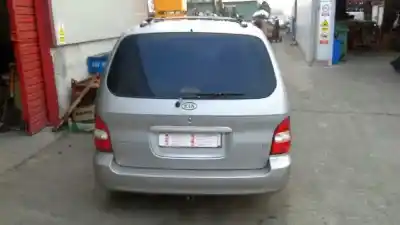 Veículo de Sucata kia carnival td ls do ano 2000 alimentado j3