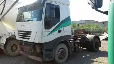 Véhicule à la ferraille IVECO STRALIS AS44S48T/P de l'année 2005 alimenté F3BE0681E*B