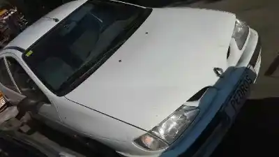 Veículo de Sucata renault megane i berlina hatchback (ba0) 1.4e rl 75 cv / 55 kw do ano 1996 alimentado e7j3 764