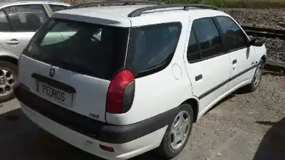 Scrapping Vehicle PEUGEOT 306 BREAK Style of the year 1998 powered DHY(XUD9TE)