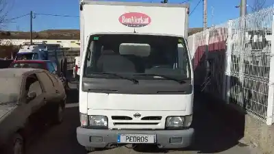 Veicolo di demolizione NISSAN CABSTAR 35.12 dell'anno 2003 alimentato 