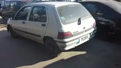 Vehículo de desguace RENAULT CLIO I FASE I+II (B/C57) 1.9 D RN (B / C 57 L) del año 1996 con motor 