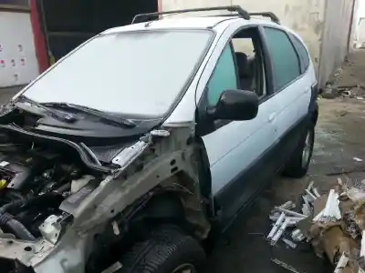 Scrapping Vehicle renault scenic rx4 (ja0) 1.9 dci salomon of the year 2001 powered f9q 740