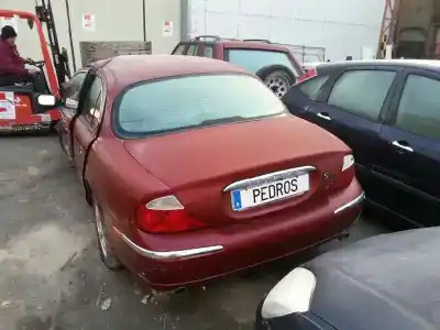 Scrapping Vehicle jaguar s type automatico of the year 2003 powered 