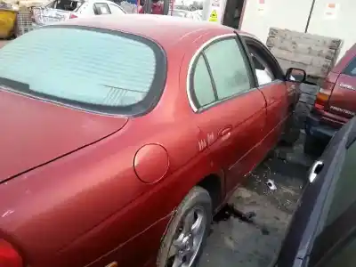 Scrapping Vehicle jaguar s type automatico of the year 2003 powered 