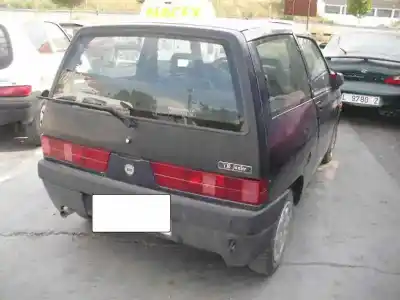 Véhicule à la ferraille lancia y10 junior de l'année 1994 alimenté 156c.046