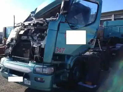 Vehicul casat renault premium 420 al anului 2004 alimentat 