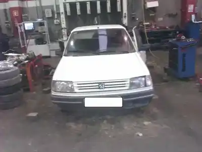 Véhicule à la ferraille PEUGEOT 309 1.9 Diesel de l'année 1986 alimenté D9A