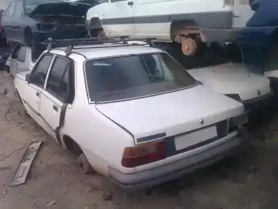 Sloopvoertuig renault 18 2.1 diesel van het jaar 1978 aangedreven 