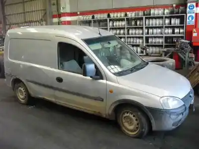 Sloopvoertuig OPEL COMBO FURGONETA/MONOVOLUMEN 1.7 CDTI 16V van het jaar 2001 aangedreven Z17DT
