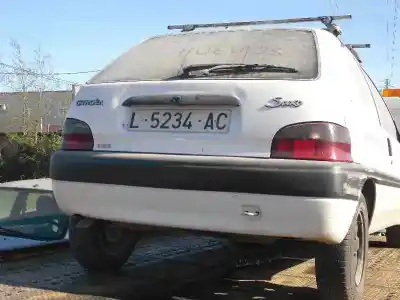 Veículo de Sucata citroen saxo 1.5 diesel do ano 1996 alimentado vjz