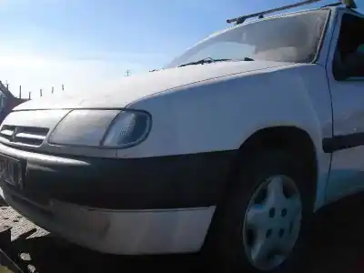 Veículo de Sucata citroen saxo 1.5 diesel do ano 1996 alimentado vjz