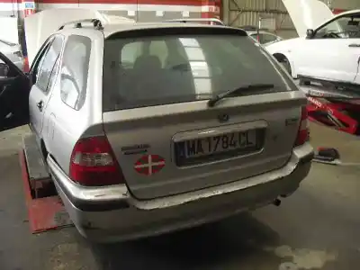 Véhicule à la ferraille honda civic aerodeck (mb/mc) 1.5 ls (mb9) de l'année 1998 alimenté d15z8