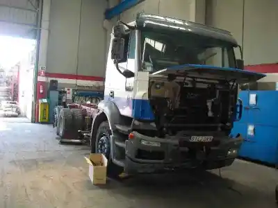Veicolo di demolizione IVECO STRALIS 310 dell'anno 2008 alimentato 