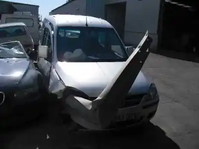 Sloopvoertuig OPEL COMBO FURGONETA/MONOVOLUMEN 1.7 CDTI 16V van het jaar 2001 aangedreven Z17DTH