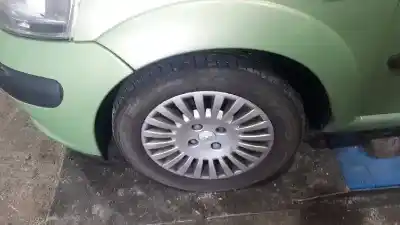 Veículo de Sucata citroen c3 1.4 do ano 2003 alimentado kfv