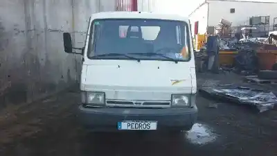 Veículo de Sucata NISSAN TRADE Chasis largo con cabina doble do ano 1995 alimentado BD30D