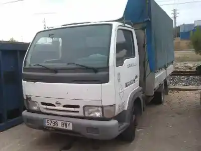 Véhicule à la ferraille NISSAN CABSTAR E (TL_, VL_) 120.35, 120.45 (TL0) de l'année 2002 alimenté BD30