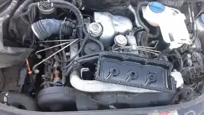 Здавання транспортного засобу audi a4 avant (8e) 2.5 tdi (114kw) року 2002 потужний aym