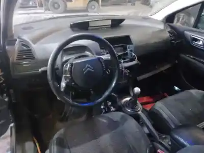 Veicolo di demolizione citroen c4 coupe vts dell'anno 2005 alimentato 9hydv6ted4