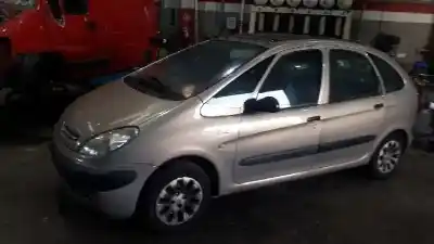 Vehículo de desguace CITROEN XSARA PICASSO 2.0 HDi Vivace del año 2003 con motor 