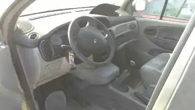 Scrapping Vehicle renault                                            scenic rx4 (ja0)                                                                                                                                                                                                                                           1.9 dci salomon of the year 2001 powered f9q740