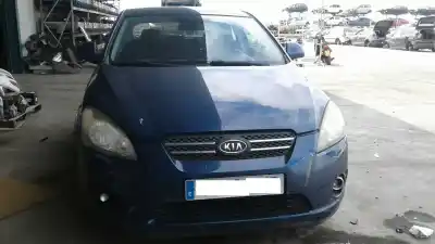 Veículo de Sucata KIA PRO_CEE´D LX do ano 2008 alimentado D4FB