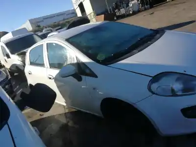 Здавання транспортного засобу FIAT                                               PUNTO (EVO) (199)                                                                                                                                                                                                                                          1.3 16V JTD CAT                                                                                                                                                                                                                                            року 2011 потужний 199A2000