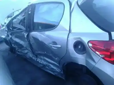 Sloopvoertuig peugeot 207 confort van het jaar 2009 aangedreven kfv