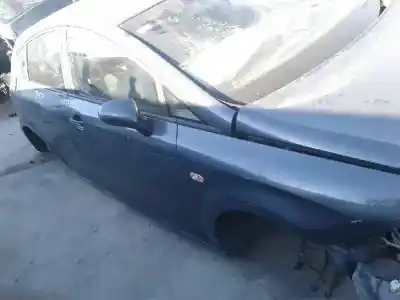 Veicolo di demolizione seat leon (1p1) reference dell'anno 2005 alimentato bkc