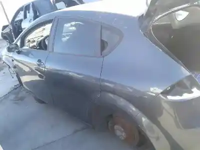 Veicolo di demolizione seat leon (1p1) reference dell'anno 2005 alimentato bkc