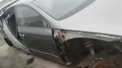 Sloopvoertuig volkswagen passat berlina (3c2) advance van het jaar 2006 aangedreven bkc