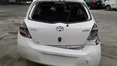 Veicolo di demolizione TOYOTA YARIS 1.0 CAT dell'anno 2009 alimentato 1KRFE