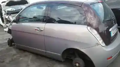 Здавання транспортного засобу lancia ypsilon (101) 1.4 16v platino року 2009 потужний 843a1000