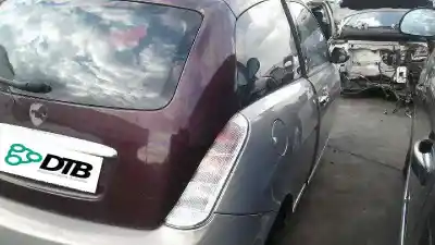 Здавання транспортного засобу lancia ypsilon (101) 1.4 16v platino року 2009 потужний 843a1000