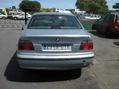 Hurda Aracı bmw serie 5 berlina (e39) 528i yılın 1996 güçlü 